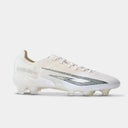 scudetta-bota-blanca-preview
