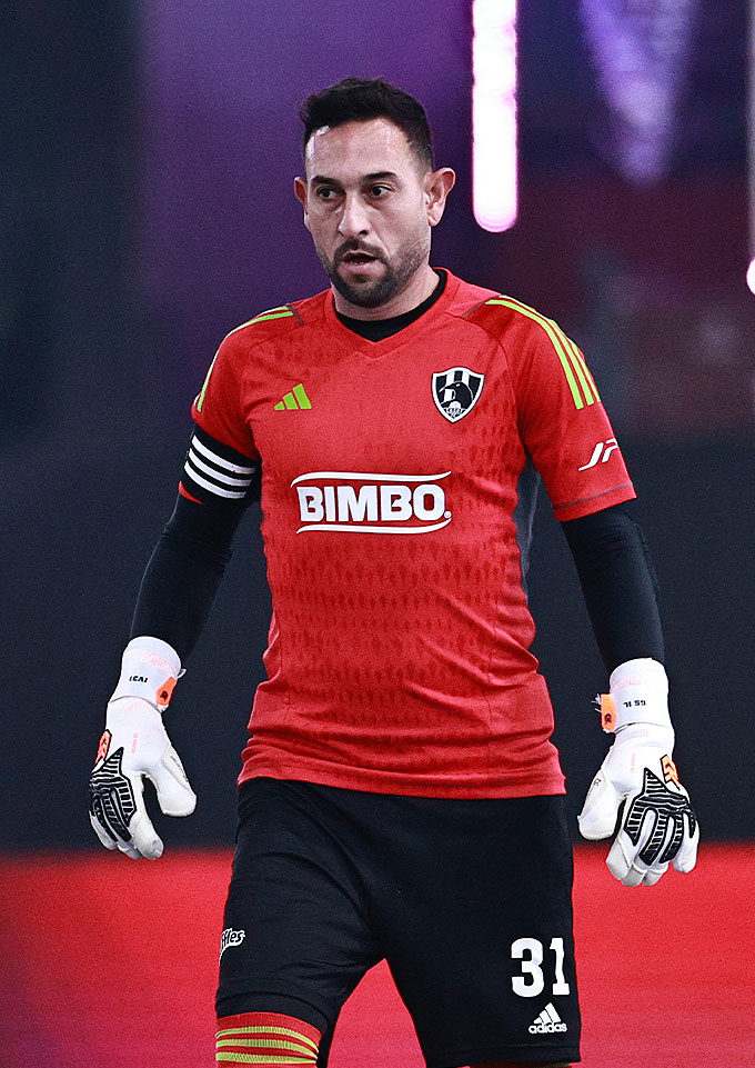 IVAN VAZQUEZ